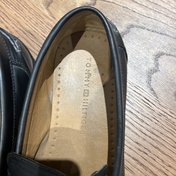 Tommy Hilfiger drivers - Picture 2 of 4